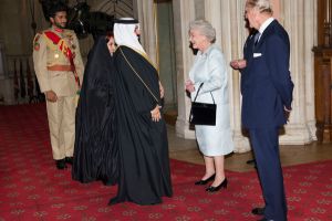 عاهل البلاد يحضر مراسم الاحتفال بمناسبة اليوبيل الماسي لاعتلاء الملكة اليزابيث الثانية العرش