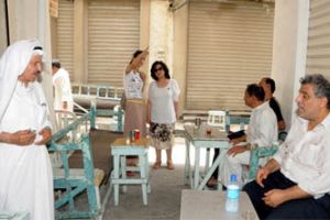 وزيرة الثقافة تتفقد سير العمل في إحياء وترميم مبنى البريد في باب البحرين واثنين من المقاهي الشعبية