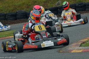 فريق نواف المالود ريسنغ يخطف لقب سباق التحمل الأول على حلبة فيفا للكارتنج