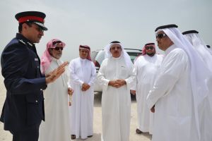 وزير شئون البلديات والتخطيط العمراني يزور ساحل البسيتين