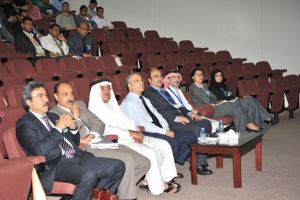 130 مختصاً وطالباً يبحثون مستجدات تكنولوجيا التحكم الهندسي في جامعة البحرين