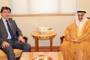 نائب رئيس الوزراء يستعرض آليات دعم التعاون مع السفير البريطاني