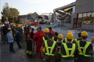 إيران تعرض مساعداتها على إيطاليا لمساعدة منكوبي الزلزال