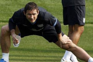 الإصابة تهدّد مشاركة لامبارد في أمم أوروبا