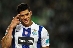 مورينيو يحذر رئيس الريال من انتقال هالك لتشيلسي