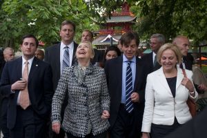 الغرب يقول سوريا على حافة حرب أهلية طائفية 