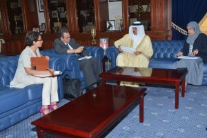 خبير مكتب التربية الدولي يطلع وزير 'التربية' نتائج دورة المواطنة وحقوق الإنسان