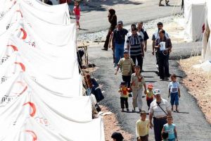 تركيا تعلن تدفق مزيد من اللاجئين السوريين على أراضيها 