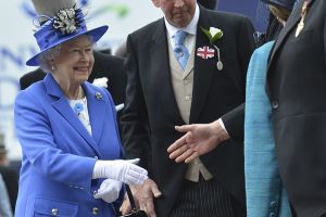 بريطانيا تحتفل باليوبيل الماسي للملكة إليزابيث وسط توقعات بهطول أمطار 