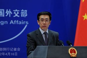 الصين تنتقد قرار واشنطن نشر اسطولها البحري في منطقة المحيط الهادئ 