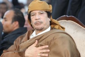 ليبيا تبدأ محاكمة أول مسؤول كبير من عهد القذافي