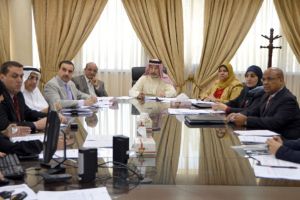 استمرار إيقاف الاعتراف بالمؤهلات الممنوحة عن طريق التعلم عن بعد والانتساب 