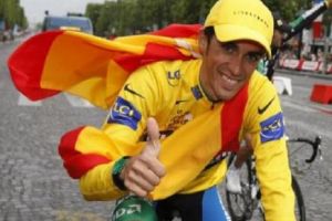 كونتادور مستمر مع فريقه الدنماركي حتى 2015  