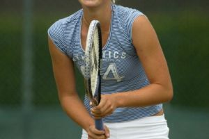 شارابوفا تتصدر تصنيف لاعبات التنس بعد فوزها ببطولة فرنسا 