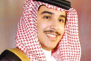 نجل ولي العهد يستقبل فريق المحرق ويهنئه على الإنجاز الرياضي 