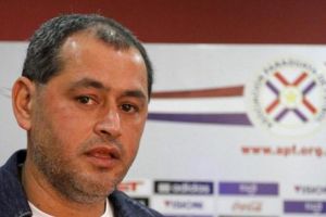 باراغواي تحسم مصير مدرِّبها خلال 72 ساعة  