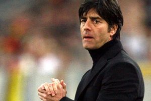 لوف: 'هزيمة هولندا أمام الدنمارك لا تمثل أفضلية بالنسبة لنا'