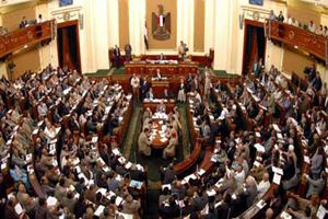 الجمعية التأسيسية لكتابة دستور مصر تواجه تحديات جديدة