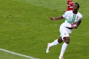 البرتغالي فاريلا سعيد بالفوز على الدنمارك