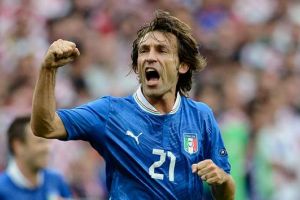 الإيطالي بيرلو يؤكد وجود مشكلة في تأهل بلاده لربع نهائي اليورو