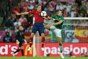 لاعبو ايرلندا يلومون أنفسهم وترابتوني يشبه الأسبان بالفرقة الموسيقية!