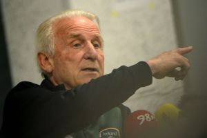 تراباتوني الحزين يواجه معضلة امام ايطاليا في كأس اوروبا