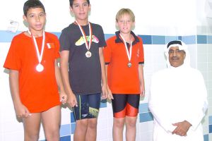سوار يتوج الفائزين بطولة البحرين الصيفية الأولى للسباحة