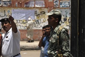 مصدر: مصر تعتقل 22 عربيا أعدوا لعمليات إرهابية بعد الانتخابات 