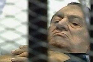 اصابة مبارك بجلطة في الدماغ في 'تدهور سريع لصحته'