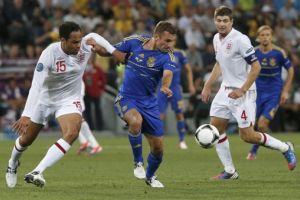 شيفشينكو مهاجم اوكرانيا سيعتزل اللعب الدولي 