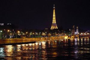 مشروع قطري للأحياء الفرنسية الفقيرة سيتحول لدعم الشركات الصغيرة 