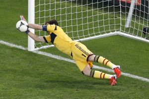 كاسياس: الحظ لعب دورا كبيرا في التأهل