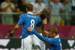 كأس اوروبا 2012: ايطاليا تلحق باسبانيا الى النهائي