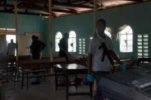 17 قتيلا في هجوم على كنيستين في مدينة كينية قرب الصومال