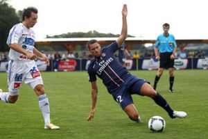 سان جيرمان يدك مرمى شتيغرسباخ النمساوي بتسعة أهداف 