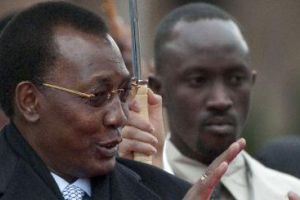 الرئيس التشادي يأمل في 'محاربة الارهاب' في مالي بقوة افريقية ودعم دولي