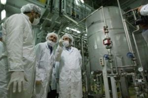 المخابرات البريطانية: إيران ستنتج اسلحة نووية في غضون عامين