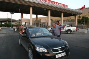 دبلوماسي تركي يؤكد انشقاق ثلاثة ضباط كبار سوريين جدد 