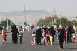 أكثر من ألفي سوري لجأوا إلى الأردن اليوم هرباً من القتال 