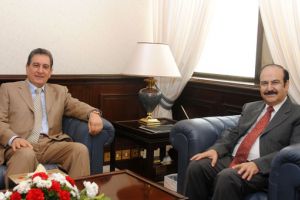 ميرزا يبحث التعاون مع مؤسسة الشرق الأوسط للتجارة والهندسة