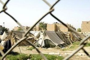 افتتاح أول مخيم للاجئين السوريين في الأردن