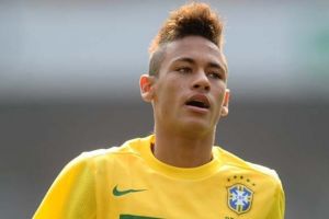 رئيس سانتوس يؤكد ان نيمار 'لن يغادر قبل 2014'