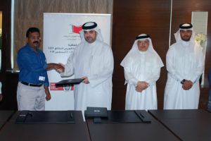 الجودر يوقع اتفاقية تركيب الشاشة الالكترونية باستاد مدينة خليفة الرياضية