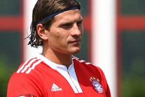 غوميز مهاجم بايرن يحتاج إلى عملية جراحية في الكاحل 