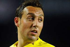 ارسنال يؤكد التعاقد مع كازورلا لاعب وسط ملقة