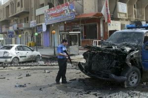 مقتل سبعة اشخاص بينهم اربعة عناصر امن في العراق