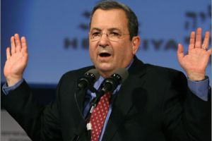 باراك ينفي تلقى رسالة حول اعتراض السعودية لأي طائرة إسرائيلية في طريقها إلى إيران 