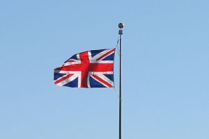 بريطانيا ترحب بتسلم المؤتمر الوطني العام السلطة الدستورية في ليبيا