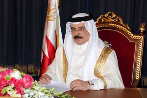 الملك في كلمة بمناسبة العشر الاواخر: ليس في وسع أحد أن يكون فوق القانون أو يتطاول على المؤسسات الدستورية