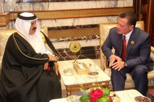 الملك يلتقي العاهل الاردني